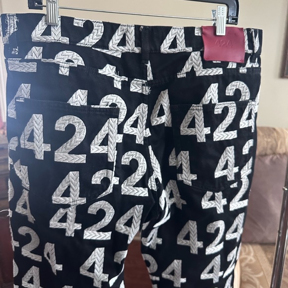 424 EMBROIDERED JEANS - Picture 3 of 3